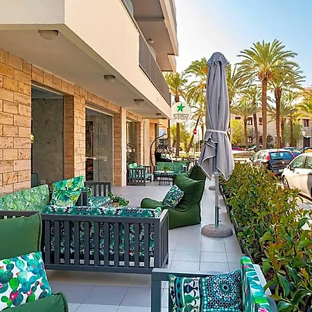 Rhodes Hotel